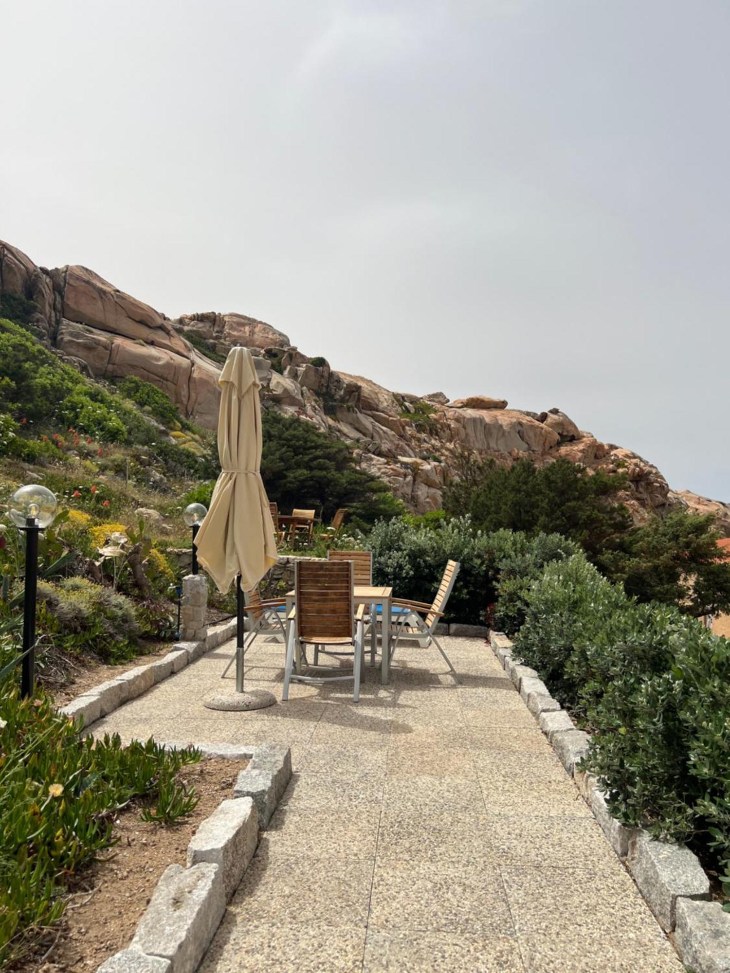 Appartamento Il Paguro A Cala Francese La Maddalena  Exterior foto