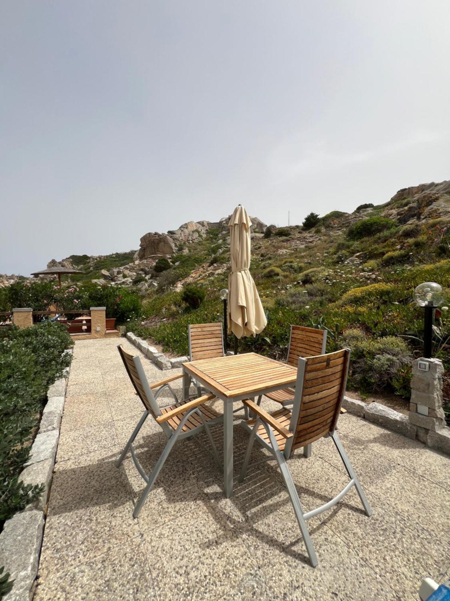 Appartamento Il Paguro A Cala Francese La Maddalena  Exterior foto
